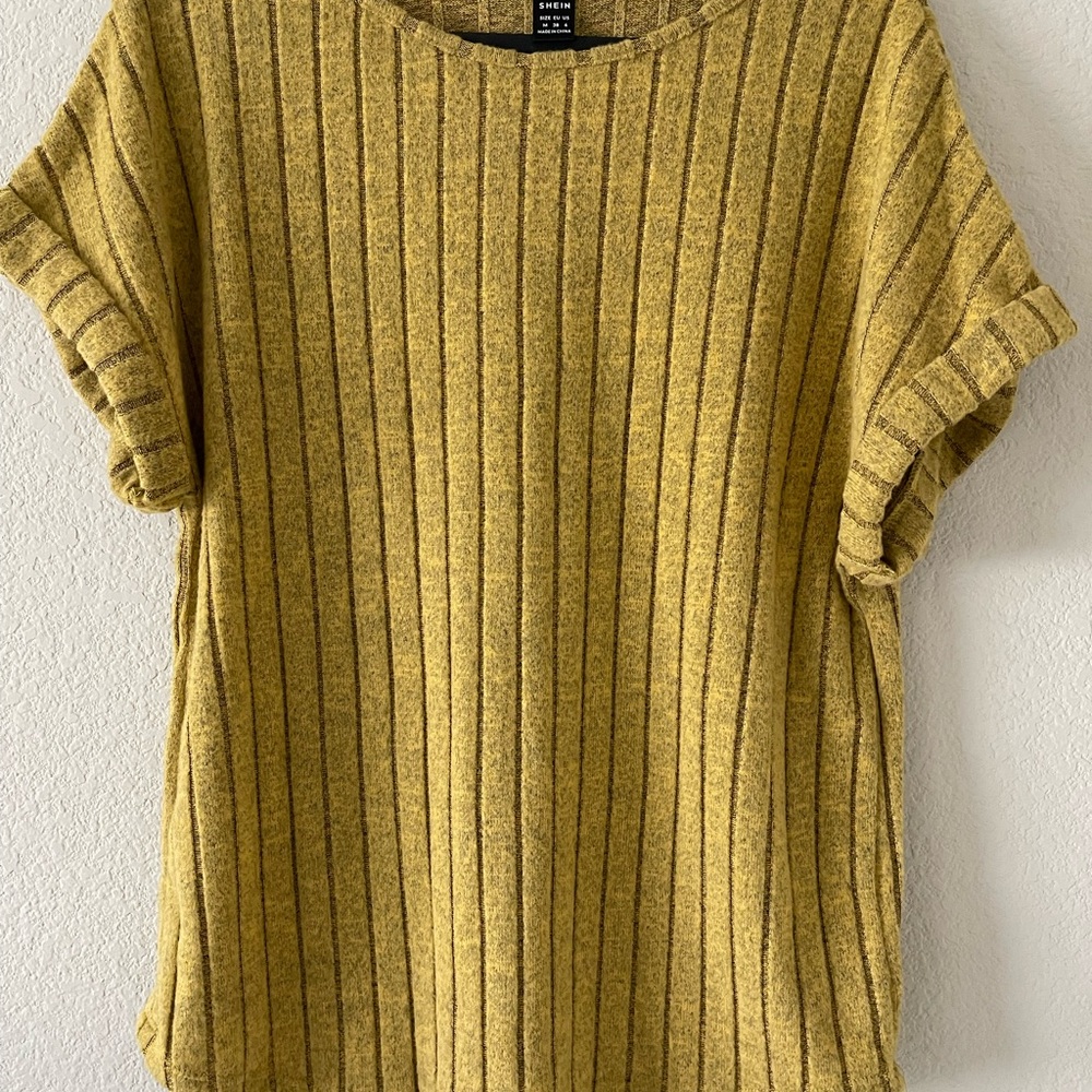 SHEIN Yellow Ribbed Cuffed Sleeve T-Shirt